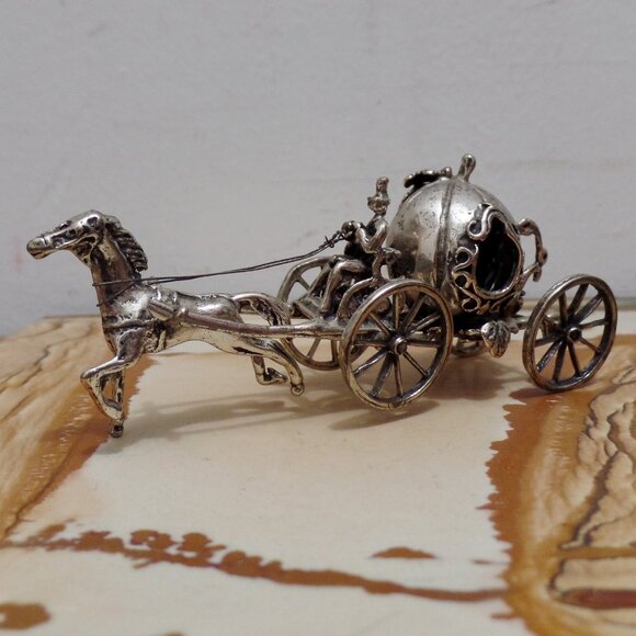 Miniature .800 Silver Horse Drawn Pumpkin Carriage - Picture 1 of 12